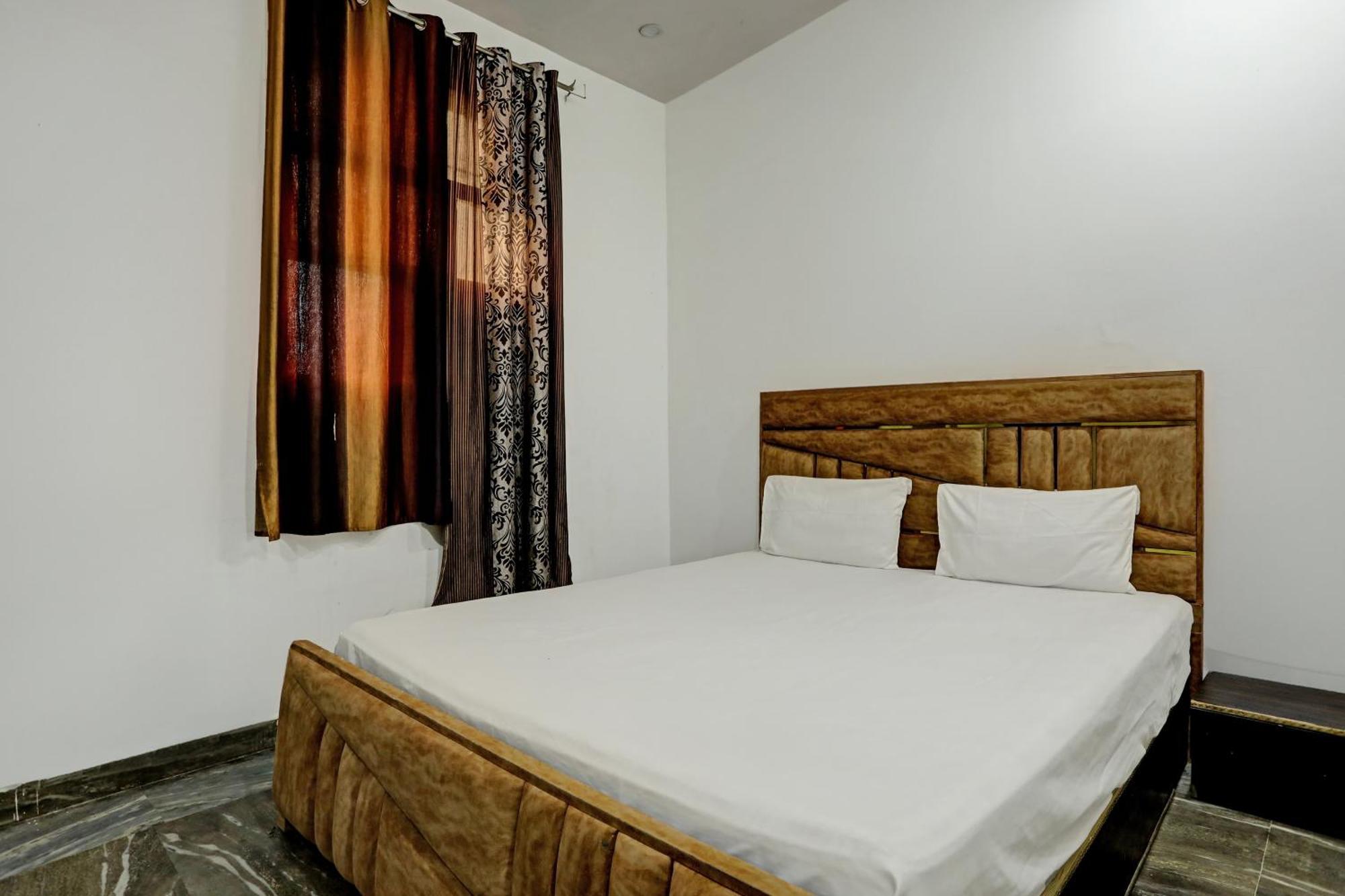 Hotel O Raaz Hotel 델리 외부 사진