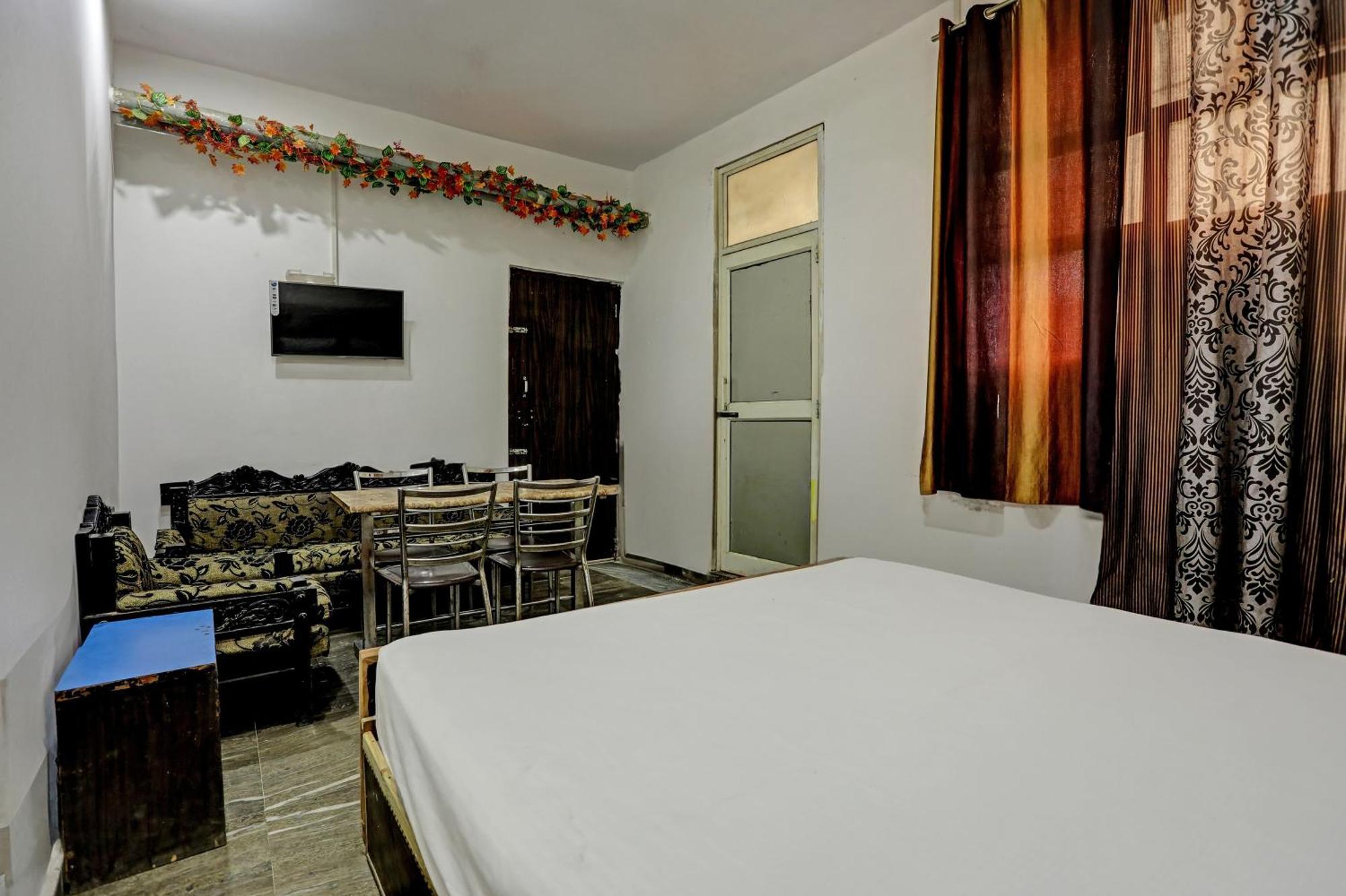 Hotel O Raaz Hotel 델리 외부 사진