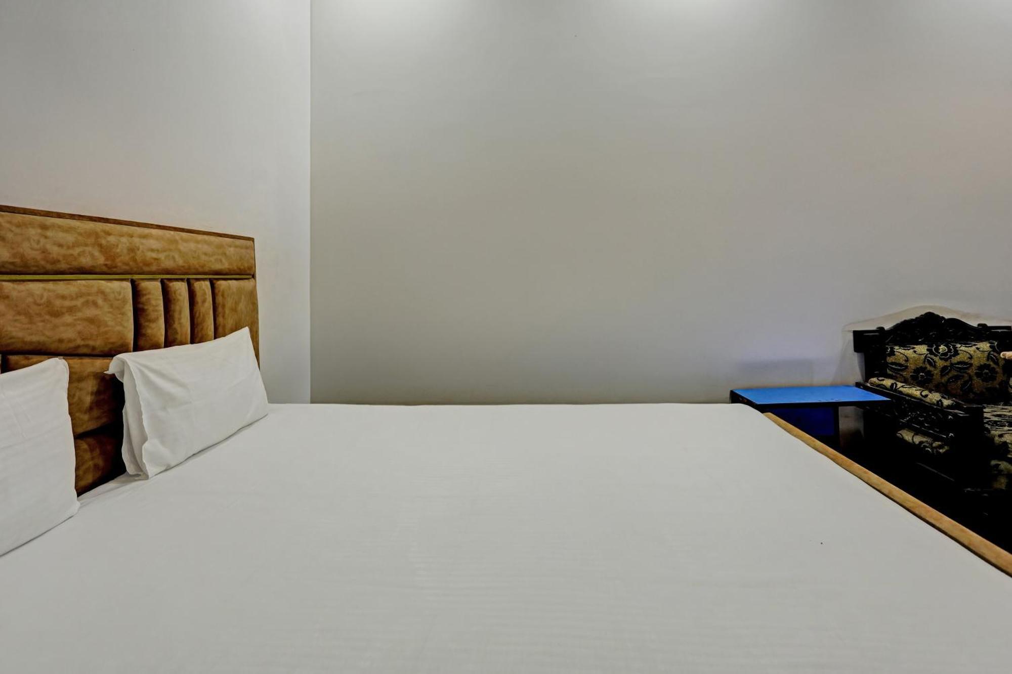 Hotel O Raaz Hotel 델리 외부 사진